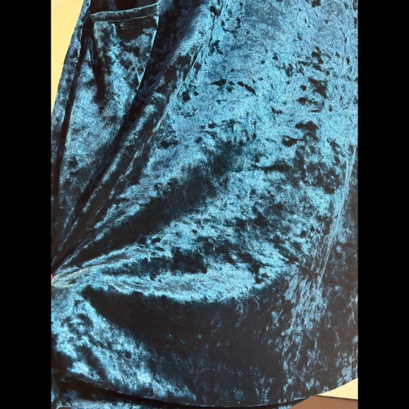 NWOT Eva Franco Blue Velvet Sleeveless Draped Neck Blouse Size 6 - Picture 6 of 13